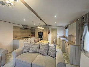 Living- click for photo gallery